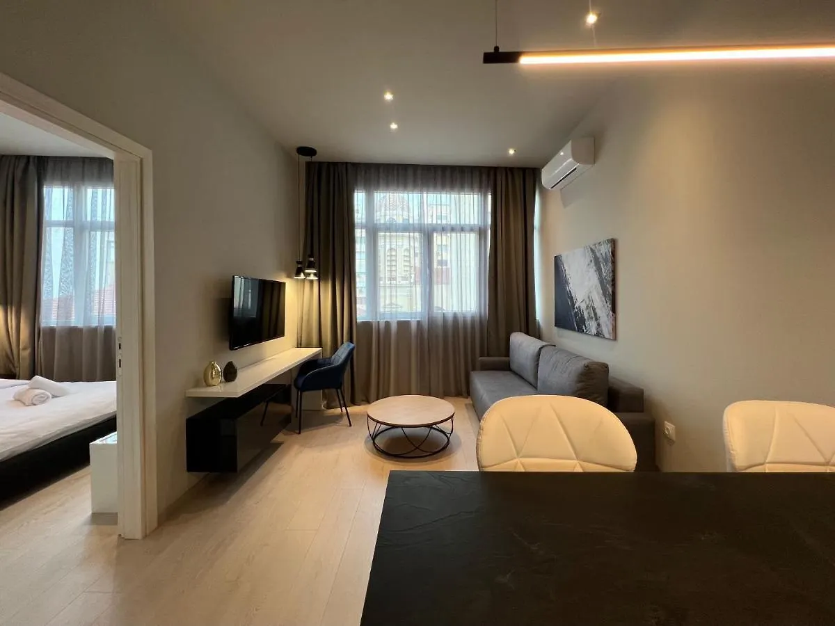 סלוניקי Aura F24 Apartments By Halu! - Vibrant Neighbourhood