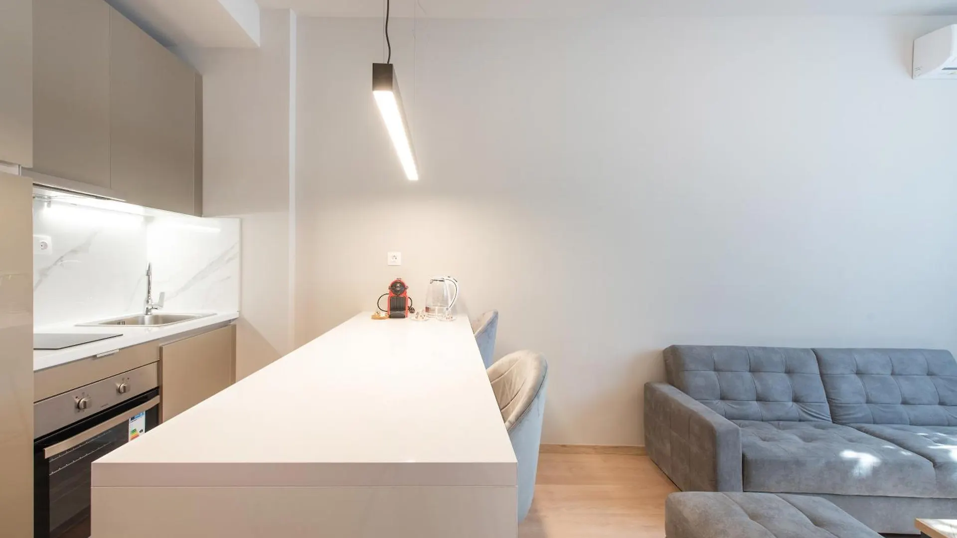 סלוניקי Aura F24 Apartments By Halu! - Vibrant Neighbourhood